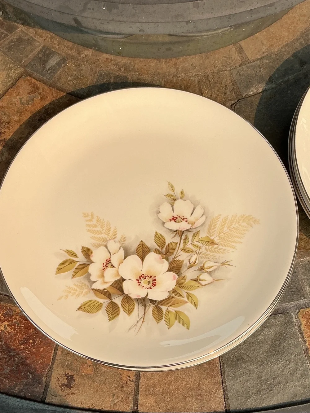 Nancy Prentiss Fine China Classic Floral Ceramic Dinner Plates - Ivory Rose